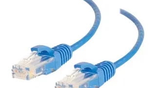 Сетевой кабель C2G Cat6 Slim Snagless UTP, 4 фута, синий – идеален для ЦОД, 28 AWG, уменьшенный диаметр