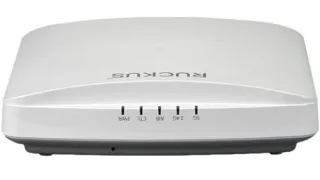 Точка доступа RUCKUS R550 Dual Band Wi-Fi 6 (802.11ax) для помещений, 1.73 Гбит/с, с технологиями BeamFlex+ и ChannelFly, PoE