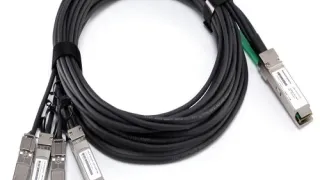 Сетевой кабель Dell 40GbE QSFP+ на 4x 10GbE SFP+ Breakout, пассивный медный, 1 метр (470-AAVO)