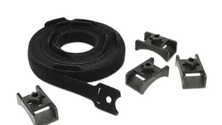 Аксессуар APC NetShelter AR8621 – Вертикальный безвинтовой кабельный органайзер на липучке, комплект из 10 штук, TAA-совместимый, черный