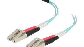 Оптоволоконный кабель C2G 20м LC-LC Duplex Multimode OM4 50/125µm Aqua для ЦОД - 40 Гбит/с