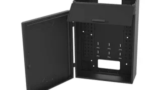 Аксессуар C2G 8RU Вертикальный Настенный Шкаф с Раздельной Дверью – 42 дюйма, TAA-совместимый, стальной, до 150 фунтов